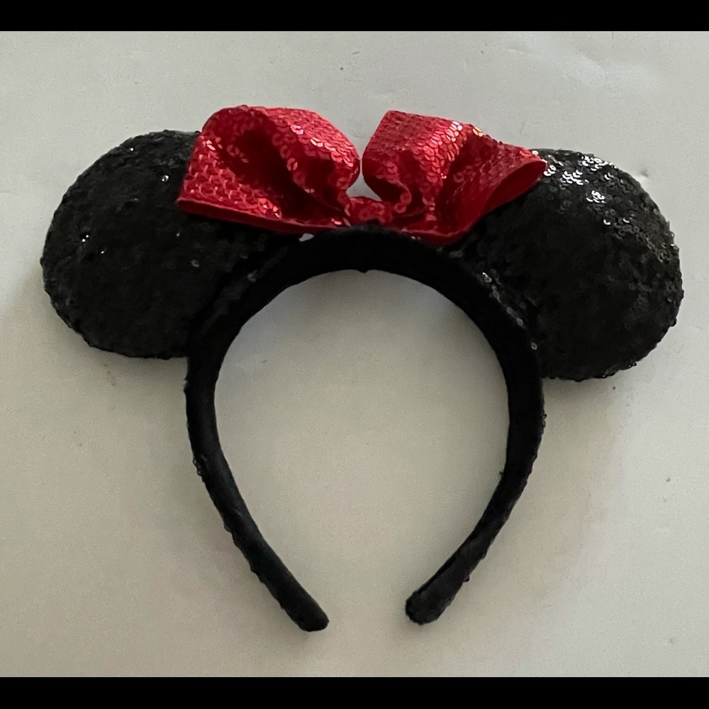 Minnie Mouse Sequin Ears‎